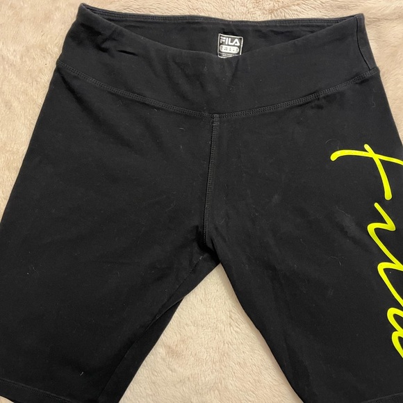 Fila Women's Black Bike Shorts Medium - Picture 1 of 7